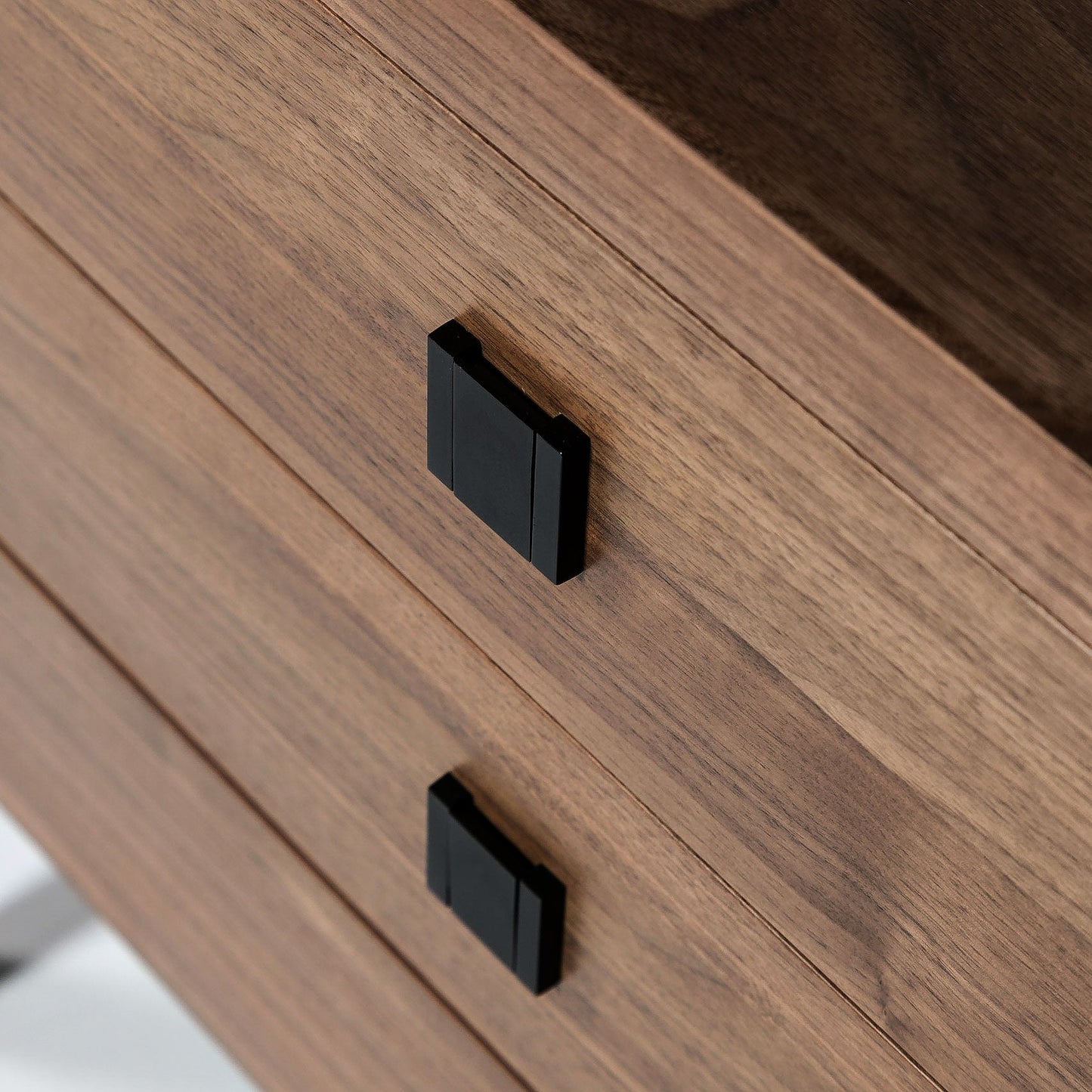 Hara 5 Drawer Tall Dresser - Frozen Walnut