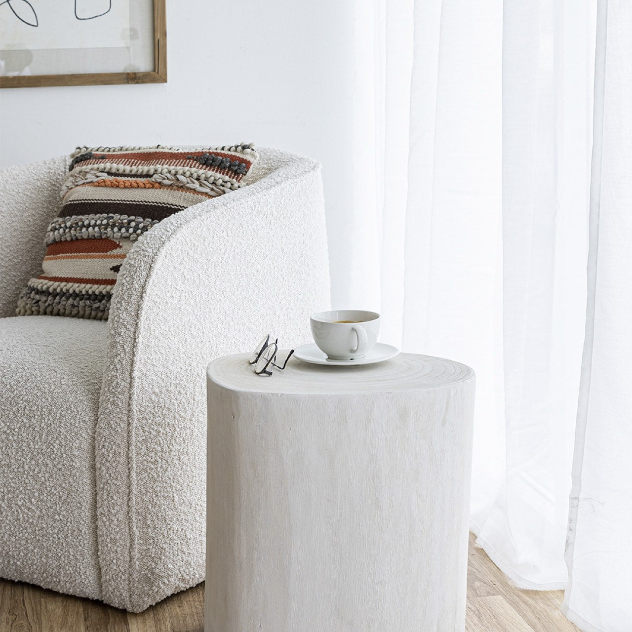 Nova Wide 16" Stump - Round - White