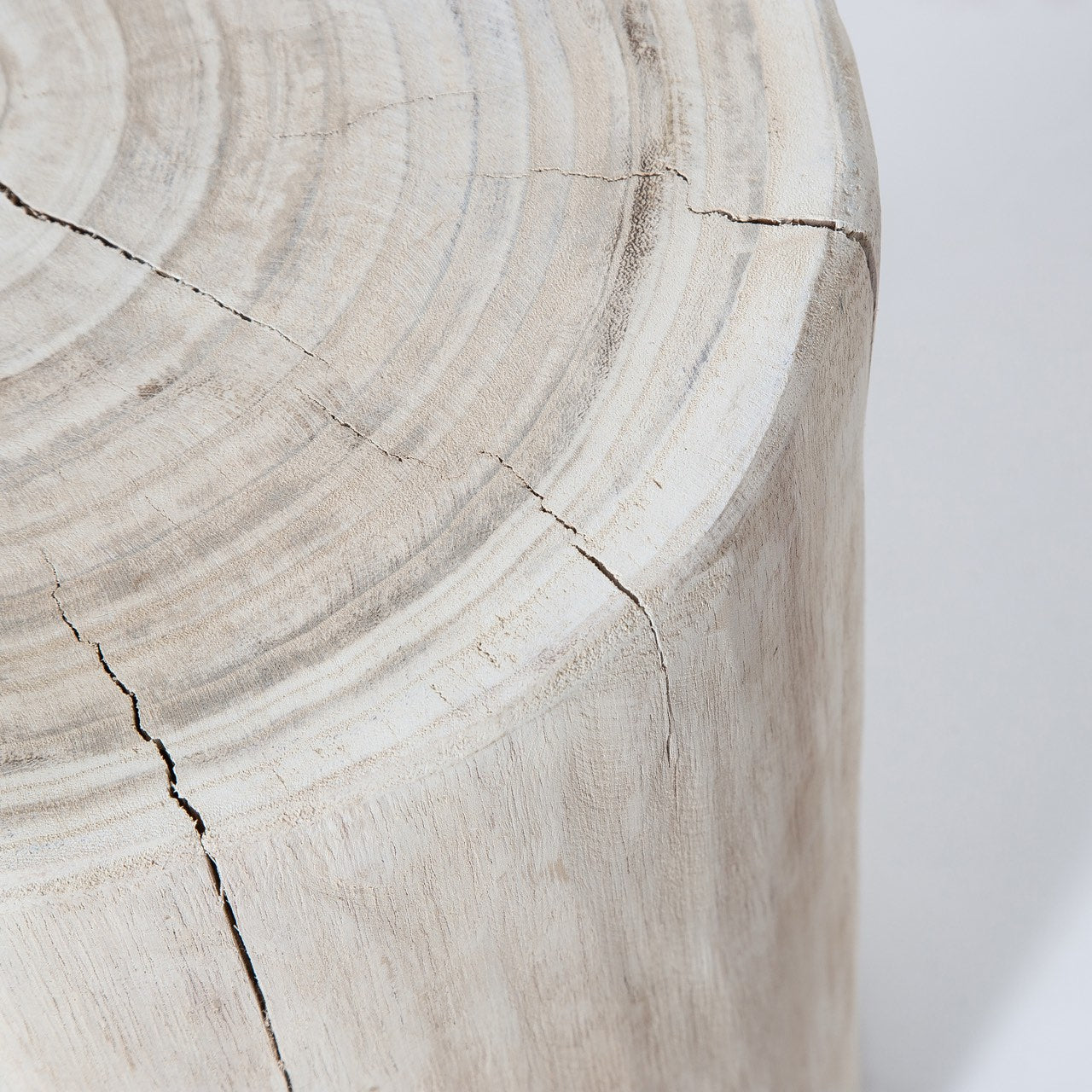 Nova Wide 21 Inch Stump - Round - White