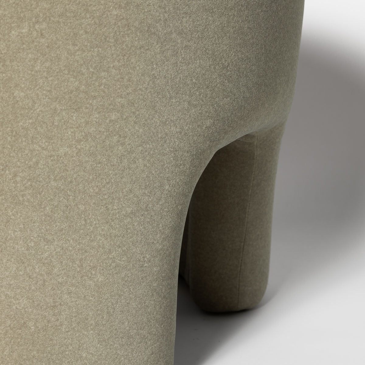 Ginger Ottoman - Velvet Sandstorm