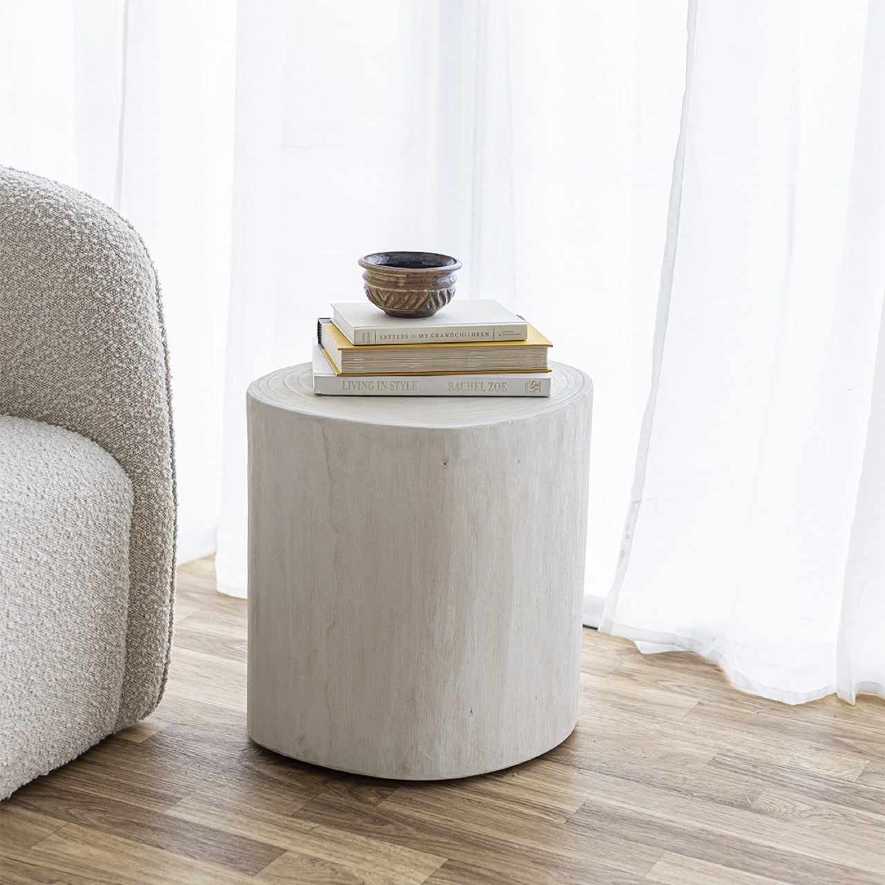 Nova Wide 16" Stump - Round - White