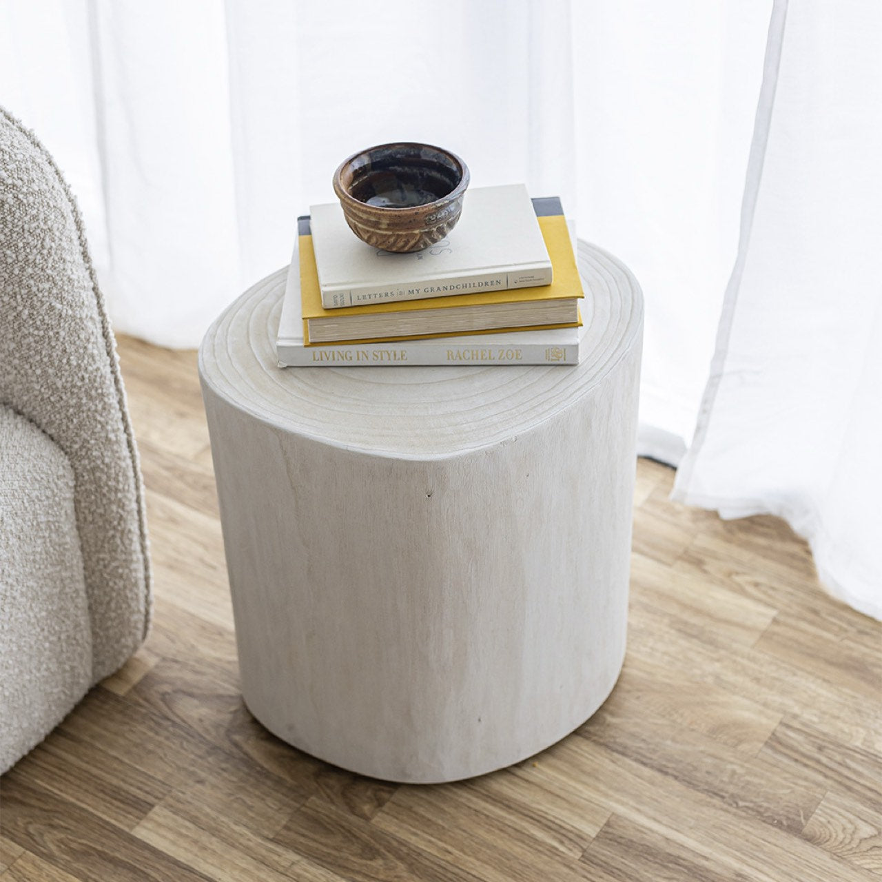 Nova Wide 16" Stump - Round - White