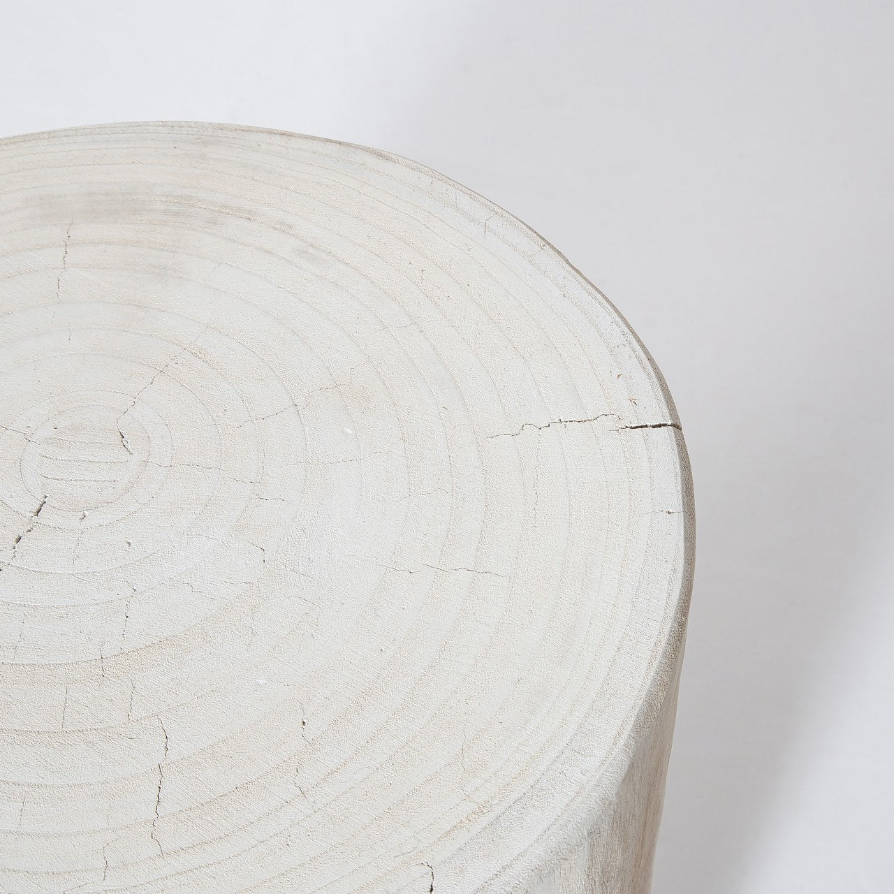 Nova Wide 21" Stump - Round - White